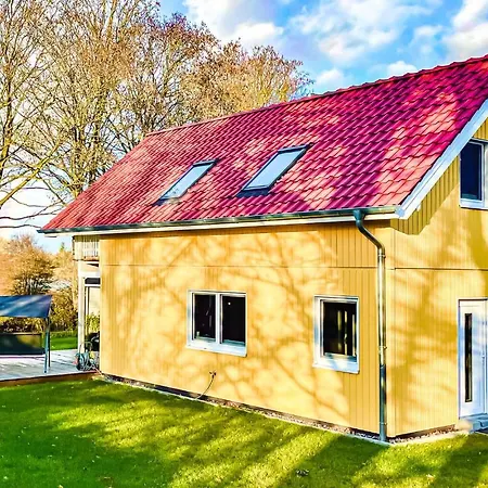 Hébergement de vacances Lovely Home In Krems Iiwarderbrueck With Sauna