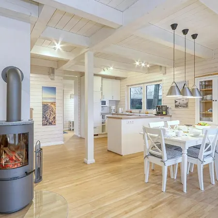 Lovely Home In Krems Iiwarderbrueck With Sauna Hébergement de vacances Gols