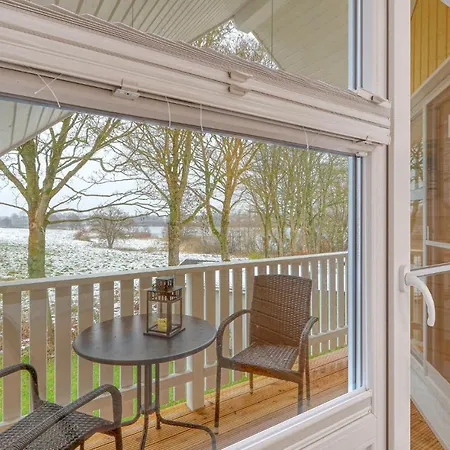 Lovely Home In Krems Iiwarderbrueck With Sauna Hébergement de vacances