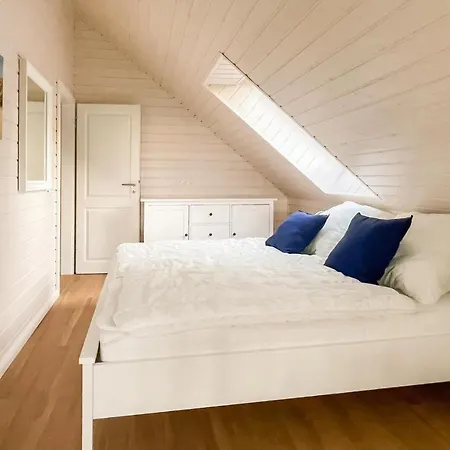 Lovely Home In Krems Iiwarderbrueck With Sauna